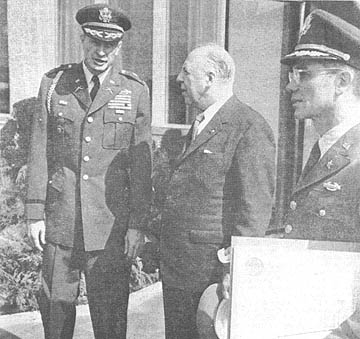 Secty. Wilbur Brucker, Col. Weyand